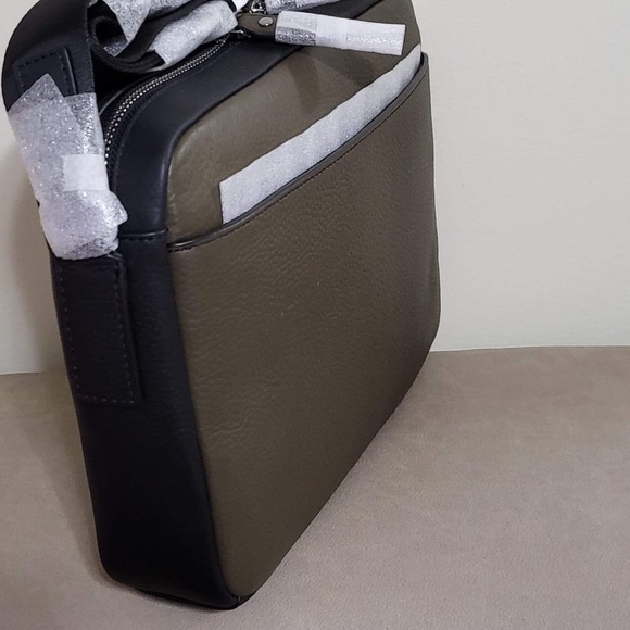 Michael kors Hudson Pebbled Leather and Logo Stripe Camera Bag - Picture 2 of 5